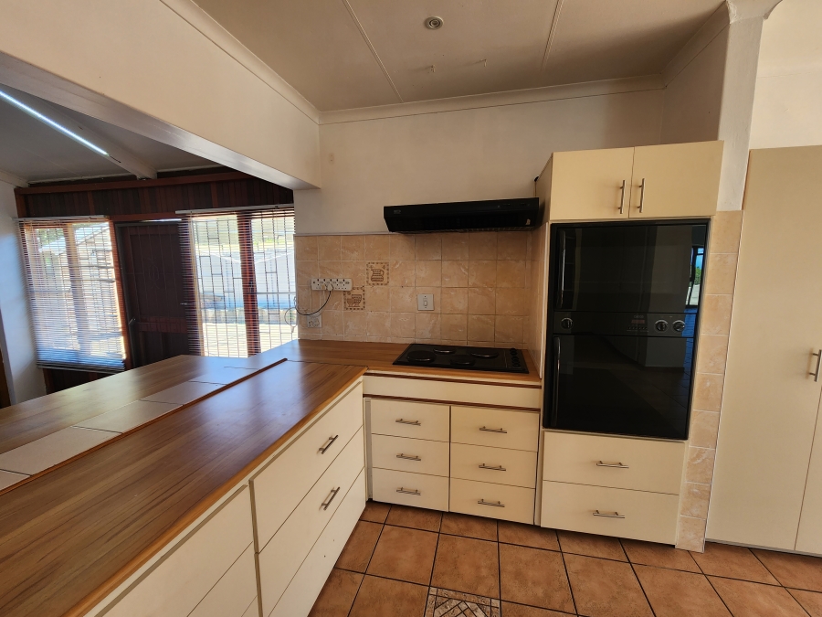 4 Bedroom Property for Sale in Dana Bay Western Cape